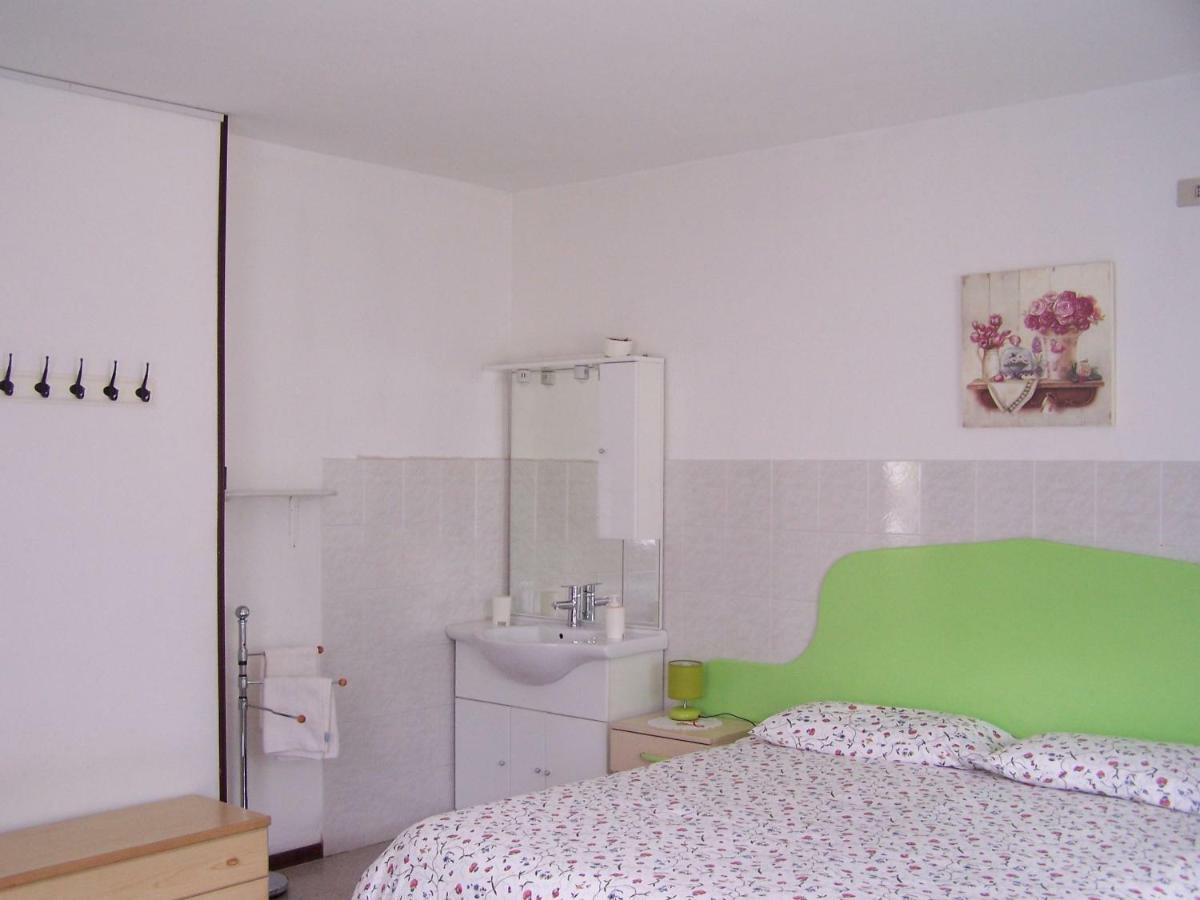 B&B Ai Pini Tiarno di Sopra Kültér fotó